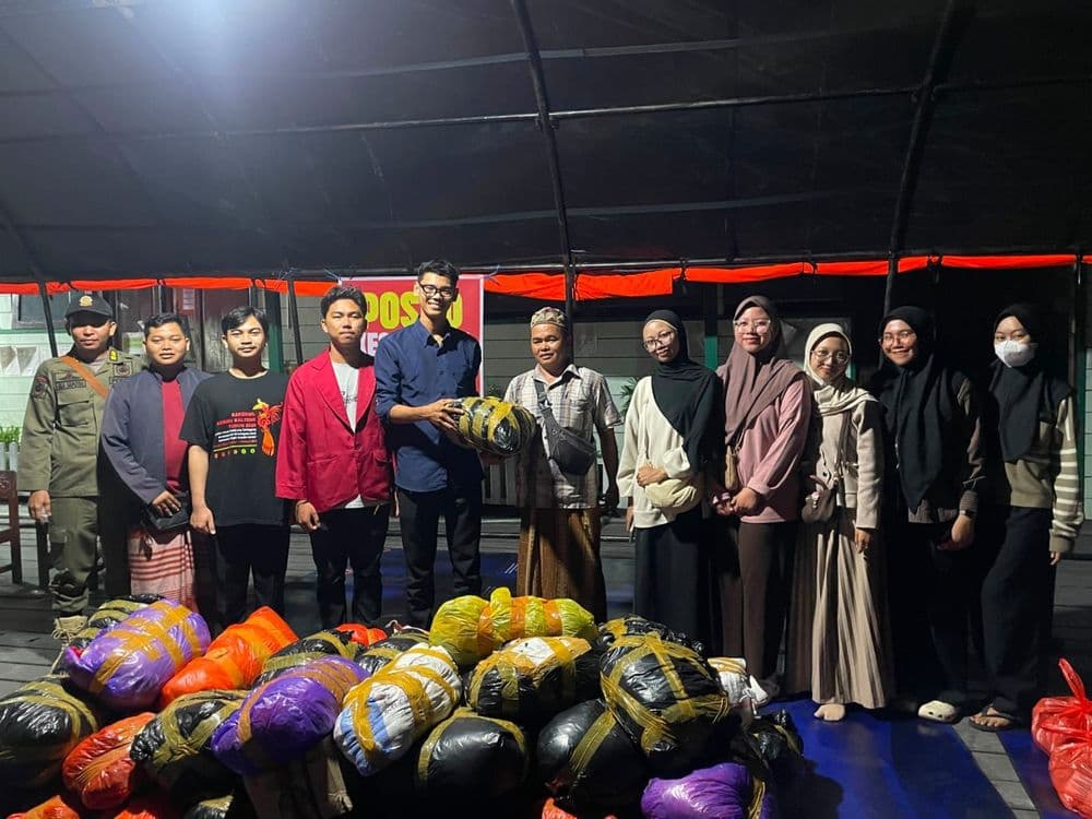 LAZISMU Dan IMM Kota Palangkaraya Salurkan Bantuan Untuk Korban Kebakaran