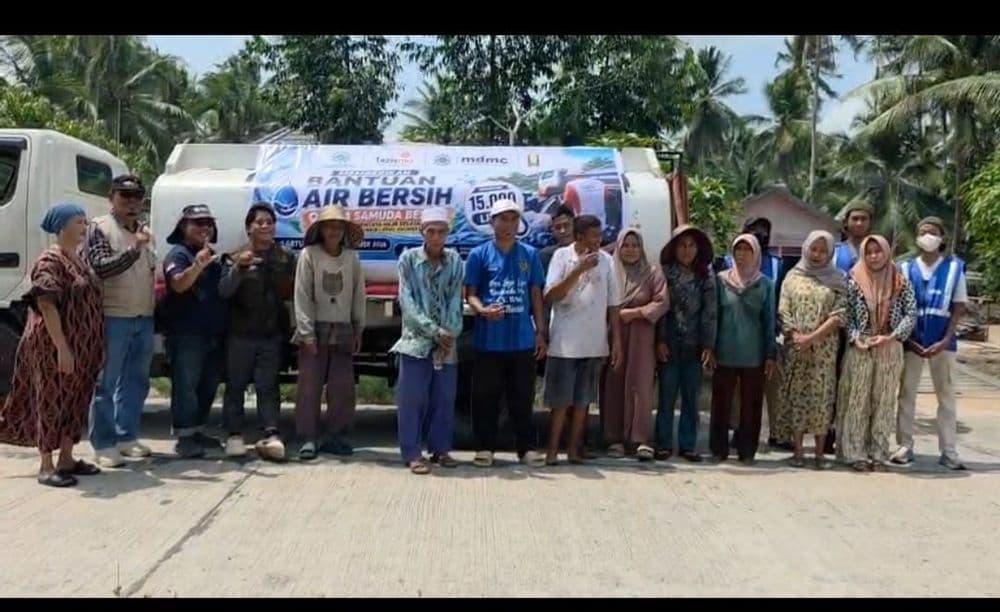 Lazismu dan MDMC Kotim Salurkan 15.000 Liter Air Bersih untuk Warga Samuda Besar yang Dilanda Kekeringan