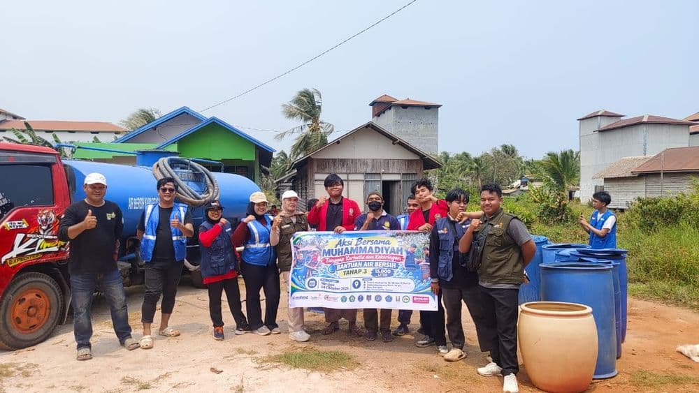Muhammadiyah Kotim Salurkan 20.000 Liter Air Bersih ke Empat Titik