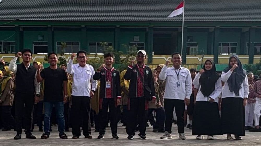 Torehkan Prestasi Gemilang, Siswa SMP Muhammadiyah Sampit Sabet Juara 1 O2SN Badminton Kabupaten Kotim