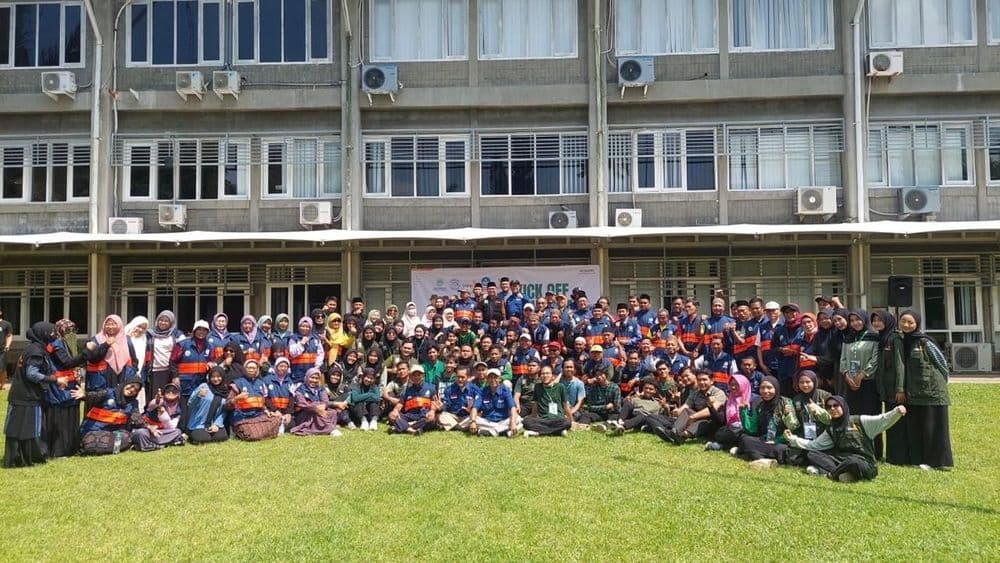 Kader Nasyiah Kotim Bergabung dalam Tim Relawan KAWANMU untuk Rehabilitasi Psikososial Bencana Aceh–Sumatera